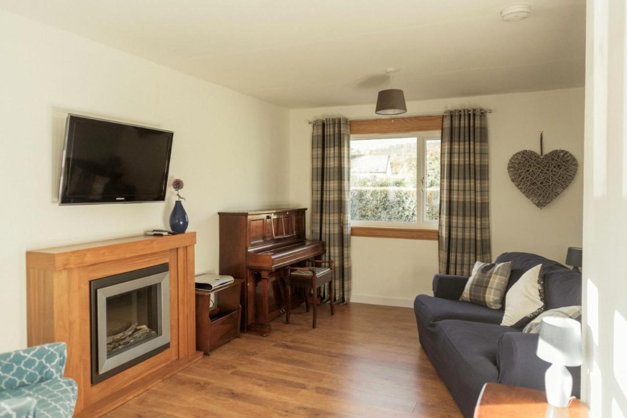 No 4 The Highlands Apartment Strathpeffer Exterior photo